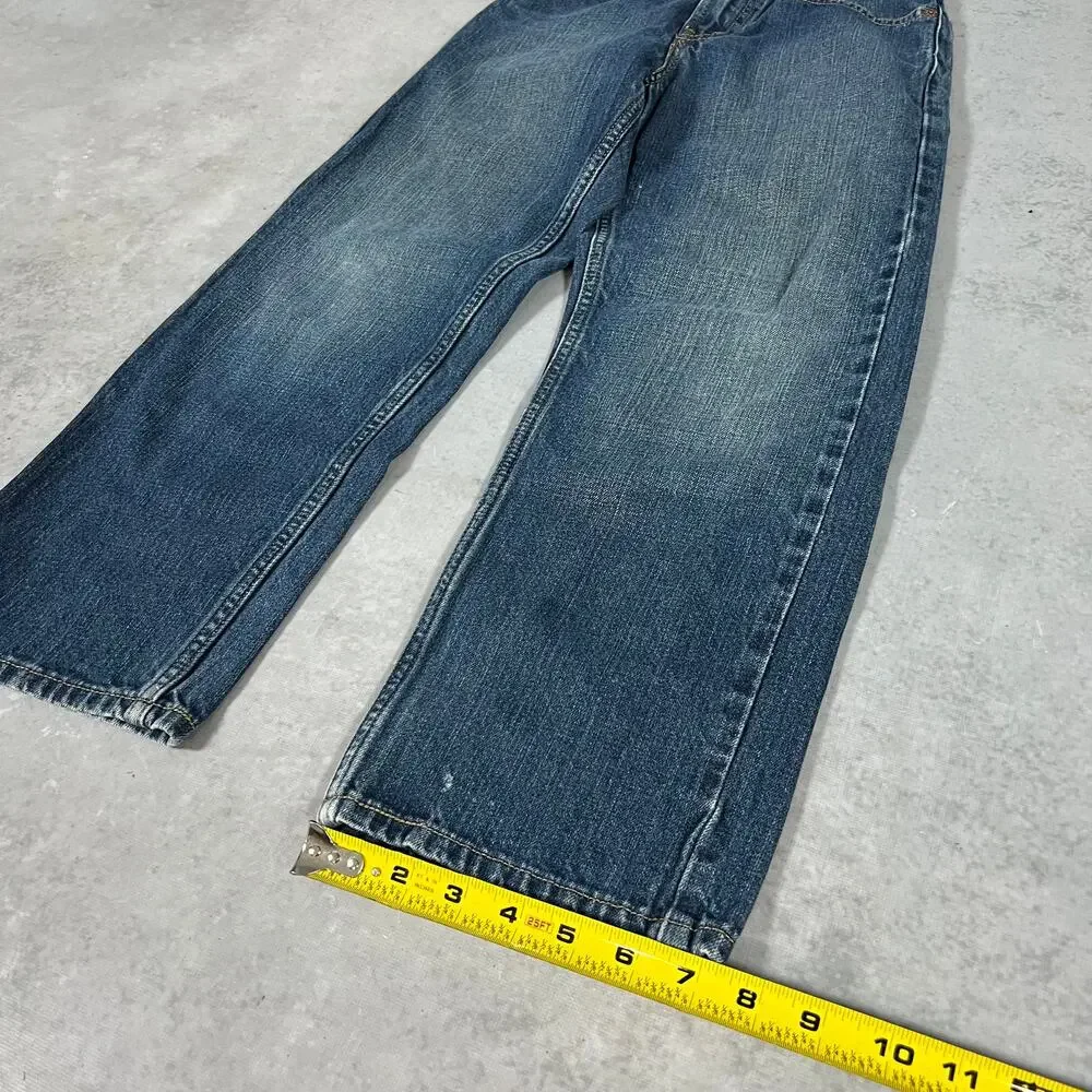 Levis waist 23